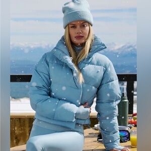 Gold Rush Alo Puffer Jacket - Celestial Blue